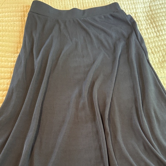 Navy Ribbed Circle Skirt - Picture 2 of 3